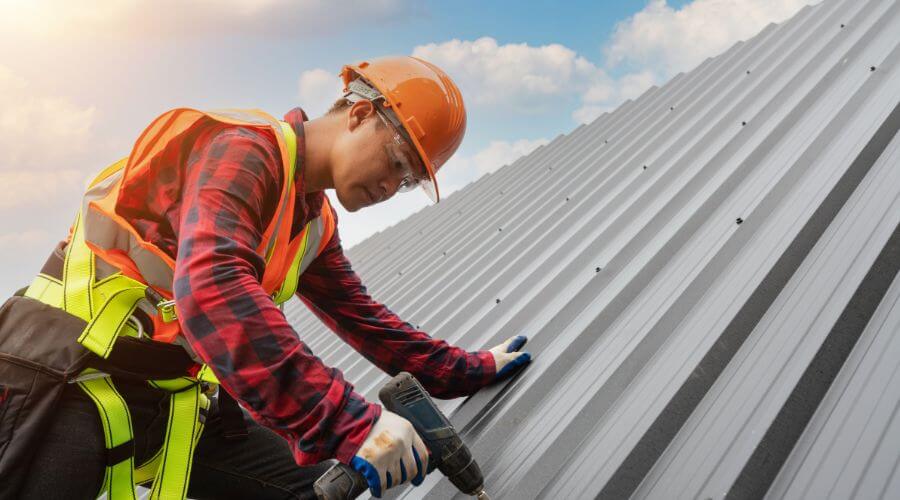 Professional metal roof installation in Chatham, IL